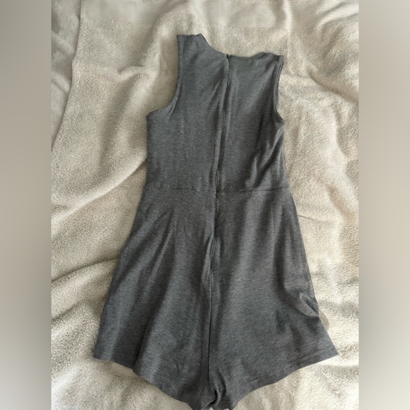 Size small grey romper from revolve - Picture 3 of 4